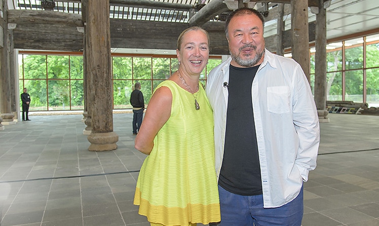Ai Weiwei mit Agnes Husslein (c) Andreas Tischler