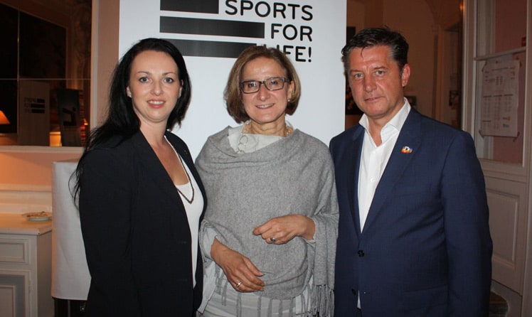 Heidemarie Kipperer, Johanna Mikl-Leitner und Gerhard Hrebicek © Rotary Golf Charity