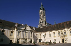 Führungen im Stift: Schwerpunkt Bibliothek