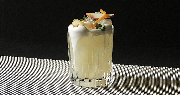 Bruder Cocktail Elefant im Porzellanladen © Bruder Manuel Haring Bruder Cocktail Elefant im Porzellanladen © Bruder Manuel Haring