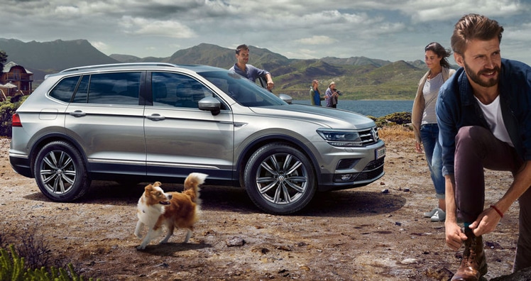 Der Porsche Tiguan Allstar wird in der Kampagne von Grabarz & Partner als "Raumfahrzeug" beworben. © Grabarz & Partner / Porsche Austria