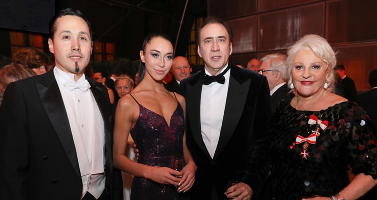 Alexander Scheuwimmer, Nicolas Cage und Begleitung und Marika Lichter © Katharina Schiffl
