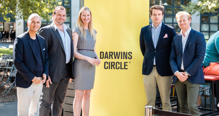 Rudi Kobza, Lorenz Edtmayer, Kathrin Kuess, Maximilian Nimmervoll und Nikolaus Pelinka. © Darwin's Circle