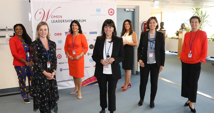 WLF-Initiatorin Renate Altenhofer (Mitte) begrüßte hochkarätige Damen beim 8. Women Leadership Forum © leadersnet.at / K. Schiffl