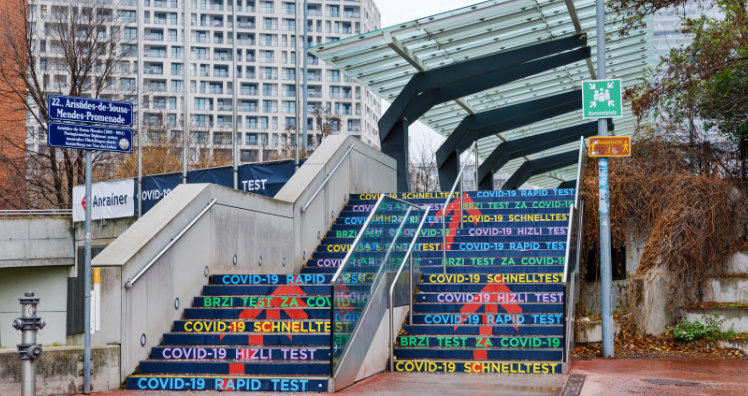 Weg zur Test- und Impfstraße im Austria Center Vienna © IAKW-AG, Ludwig Schedl