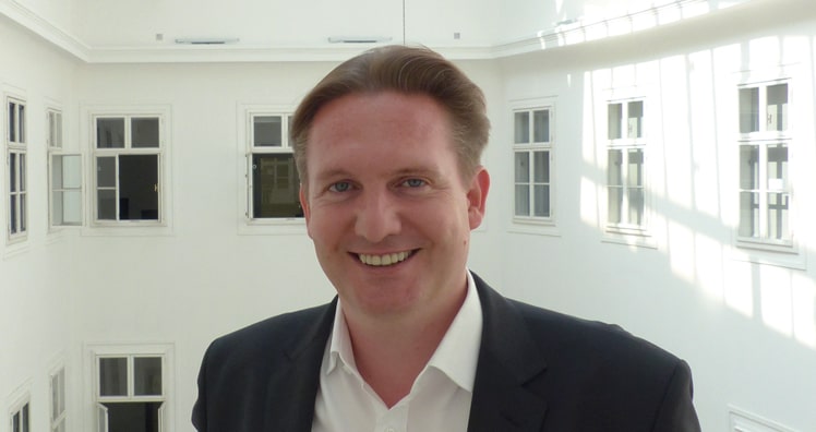 Ronald Hochreiter Ronald Hochreiter