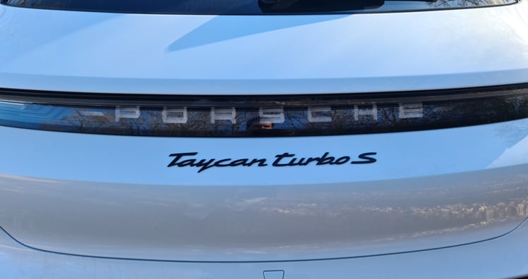 Porsche Taycan Turbo S Sport Turismo 