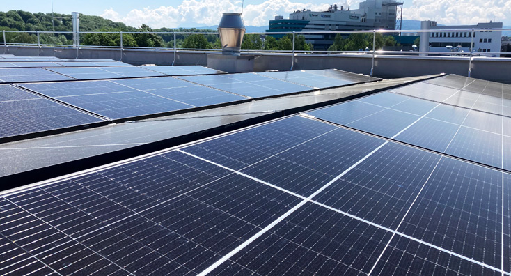 Lenzing PV-Anlage am Dach