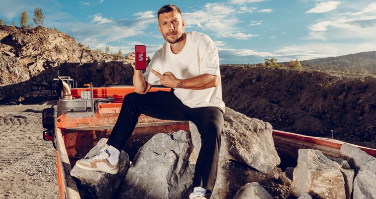 Schüttflix wirbt mit Lukas Podolski