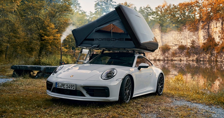 Ein "11er" mit Dachzelt © Porsche AG