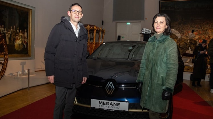 Martin Labaye (Generaldirektor Renault Österreich GmbH) und Monica Kurzel-Runtscheiner (Direktorin der Kaiserlichen Wagenburg Wien) © LEADERSNET/C. M. Stowasser