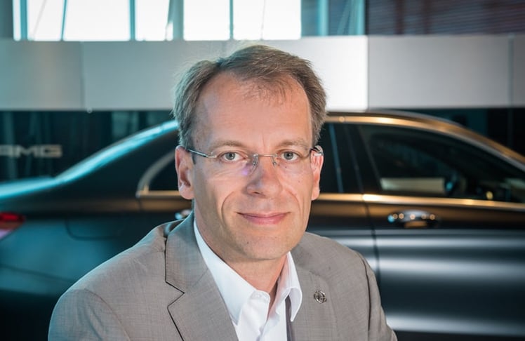 Carsten Dippelt, CEO Mercedes-Benz Österreich GmbH, darf sich über Platz 1 seines Unternehmens freuen © Daimler AG