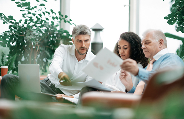 ©Adobe Stock / yurolaitsalbert (#451053322)