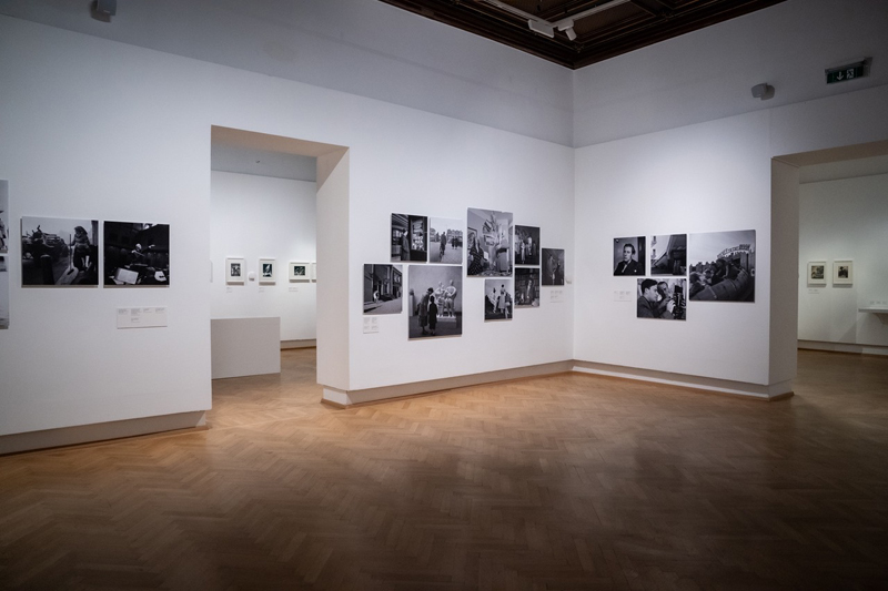 Aktuelle Fotoausstellung von Maria Austria im Jüdischen Museum Wien