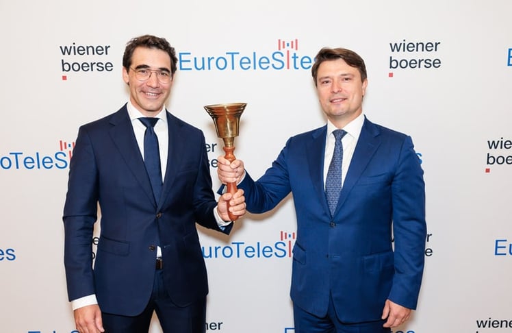 EuroTeleSites AG CEO Ivo Ivanovski (rechts) und CFO Lars Mosdorf läuten den Handel ein © LEADERSNET/Wiener Börse/Alexander Felten