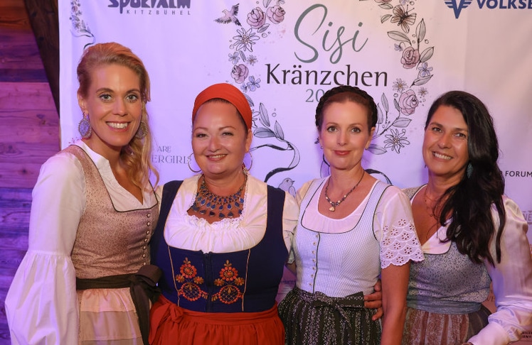 V.l.n.r.: Sandra Soravia-Lepuschitz,Tini Kainrath, Katrin Unterreiner, Renate Altenhofer © Katharina Schiffl
