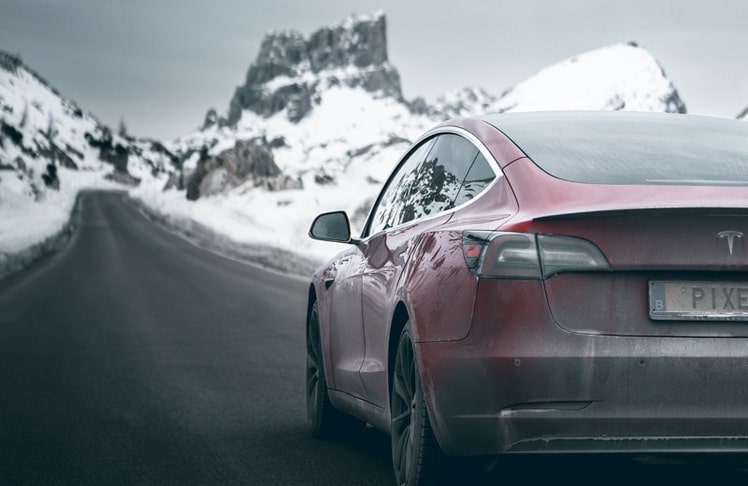 Tesla Modelle büßen bei Kälte rund 24 Prozent ein und zählen somit zu den besseren Stromern © Pexels/Jérémy Glineur 