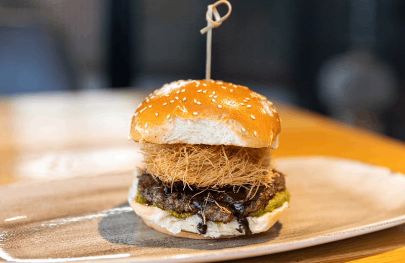 Dubai-Schokoladen-Burger © Robin Consult/ Fellner