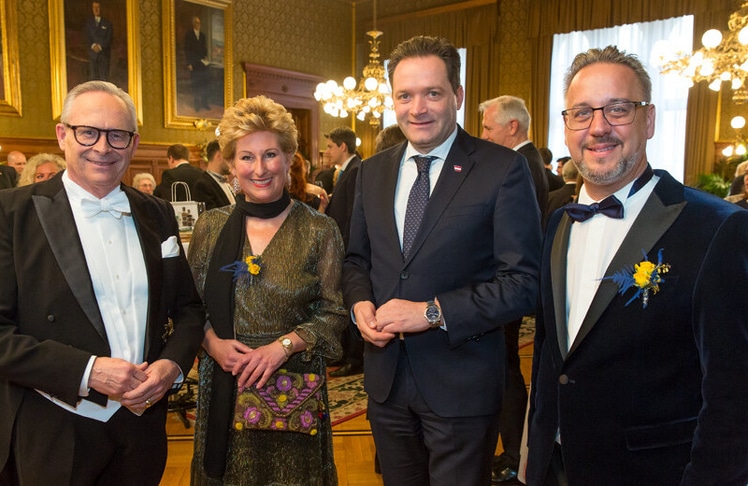 V.l.n.r.: Karl Mahrer, Christina Schlosser, Bundesminister Norbert Totschnig und Hannes Szalay © LEADERSNET/D.Mikkelsen