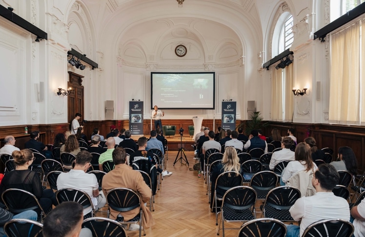 KeySummit23_ChristianRedl_c_TheVoiceAgency_JonasMahdalicek2