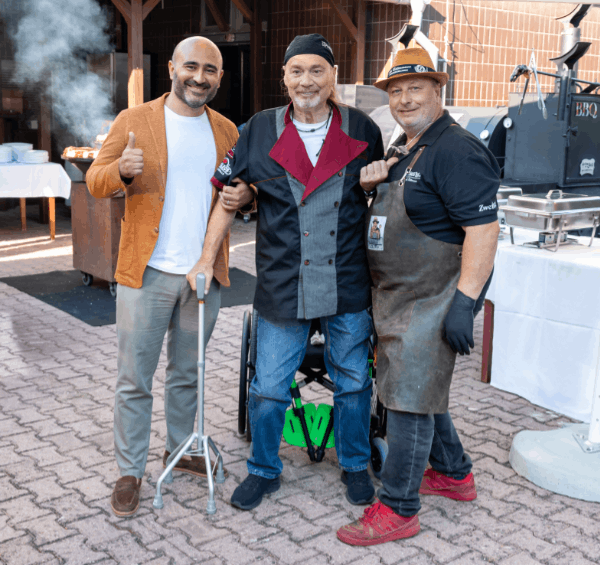 Cem Kilinc, Viktor Samwald und Adi Bittermann © Adeli Medical Center