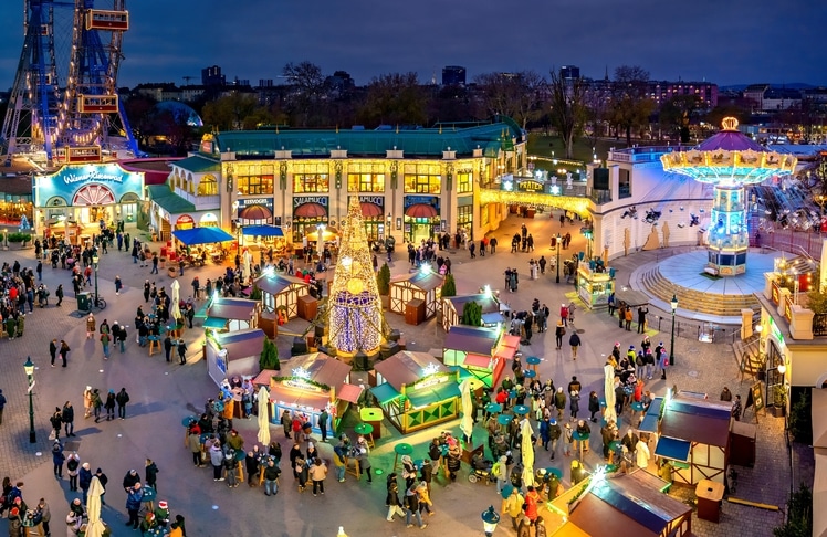 Wintermarkt am Riesenradplatz (c) Julius Silver wintermarkt.at