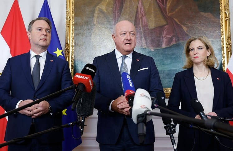 V.l.n.r.: Andreas Babler, Christian Stocker und Beate Meinl-Reisinger © BKA/Regina Aigner