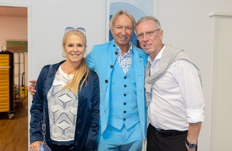 Uniqa-Urgestein Wolfgang Höltl feierte 50. Firmenjubiläum mit prominenten Gästen