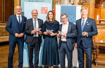 Große Ehre für Janine Flock und Hans K. Reisch