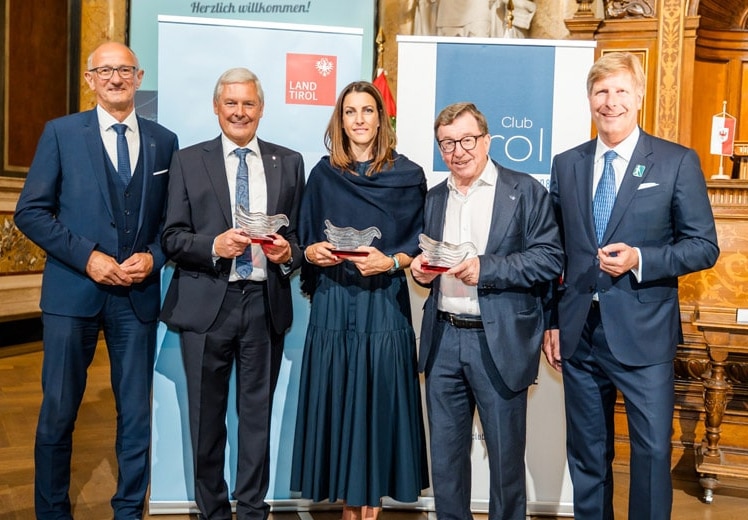 Große Ehre für Janine Flock und Hans K. Reisch