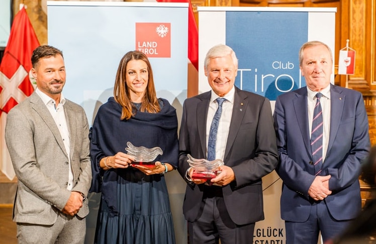 V.l.n.r.: Skeleton-Profi & Laudator Matthias Guggenberger, Tirolerin des Jahres Skeleton-Olympiasiegerin Janine Flock, Tiroler des Jahres Spar Österreich-Vorstandsvorsitzender Hans K. Reisch und Spar-Aufsichtsrat & Laudator Rudolf Staudinger.