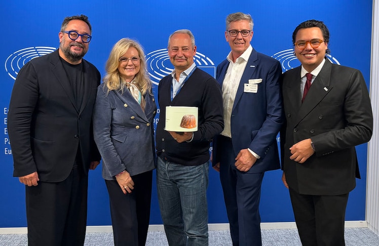 V.l.n.r.: Martin Schiefer (Schiefer Rechtsanwälte), Monica Rintersbacher (Leitbetriebe Austria), Andreas Schieder (Europäisches Parlament), Thomas Karl (Frequentis) und Anil Rai (Verband der Bahnindustrie).