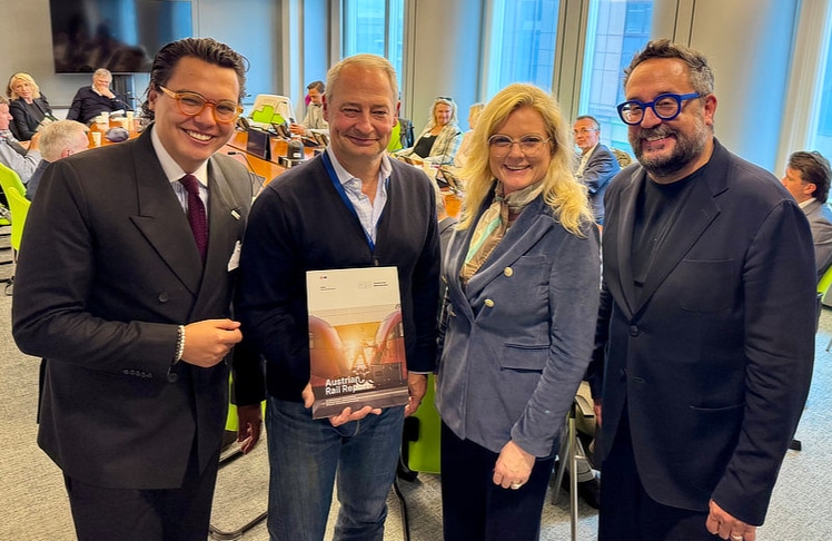 V.l.n.r.: Anil Rai (Verband der Bahnindustrie), Andreas Schieder (Europäisches Parlament), Monica Rintersbacher (Leitbetriebe Austria) und Martin Schiefer (Schiefer Rechtsanwälte).