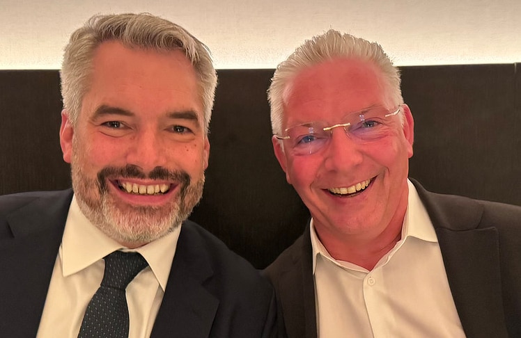 V.l.n.r.: Karl Nehammer (Europäische Investitionsbank) und Paul Leitenmüller (Opinion Leaders Network).