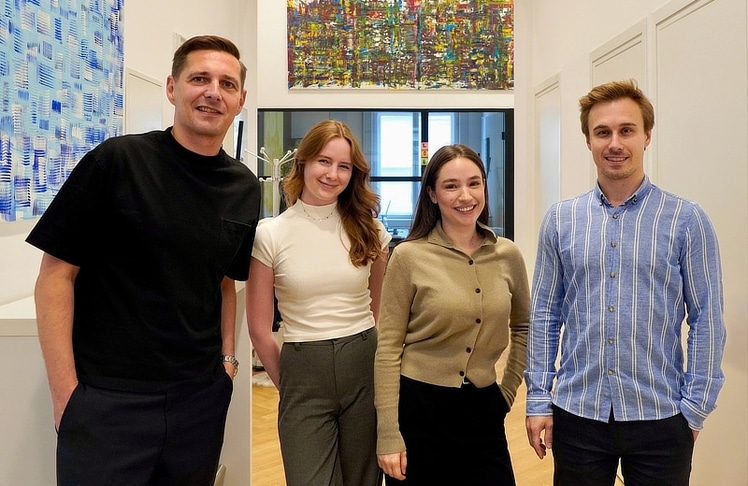 V.l.n.r.: Alexander Langgruber (Geschäftsführer Yield), Sophie Dojaczek und Ivana Jovic (Digital Marketing Managerinnen bei Yield), Patrick Madl (Managing Director Smile Österreich)