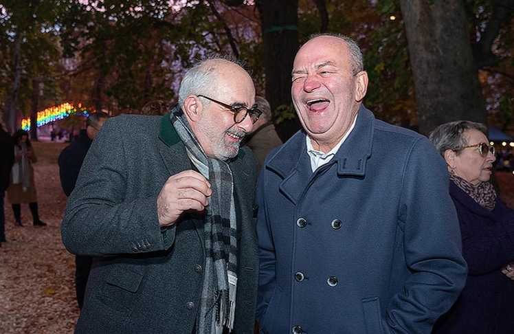 Michael Niavarani (l.) und Herbert Prohaska 