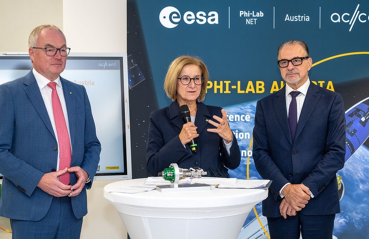 V.l.n.r.: Stephan Pernkopf (NÖ-Landeshauptfrau-Stellvertreter), Johanna Mikl-Leitner (NÖ-Landeshauptfrau) und Josef Aschbacher (ESA-Generaldirektor).
