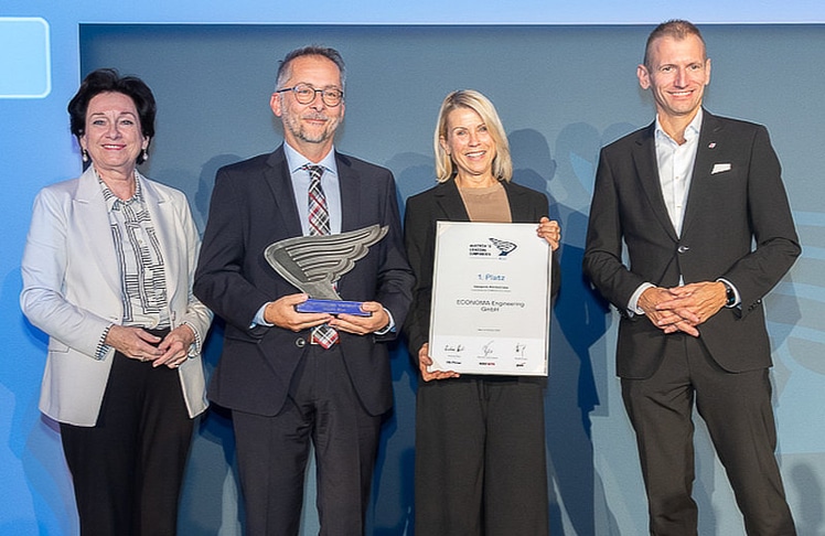 V.l.n.r.: Margarete Kriz-Zwittkovits (Präsidentin der Wirtschaftskammer Wien), Thomas Hrach (CEO, Economa Engineering), Susanne Bachmann-Hrach (CFO, Economa Engineering) und Martin Resel (CCO Enterprise und stellvertretender Vorstandsvorsitzender, A1 Österreich). © LEADERSNET / R. Brunhölzl