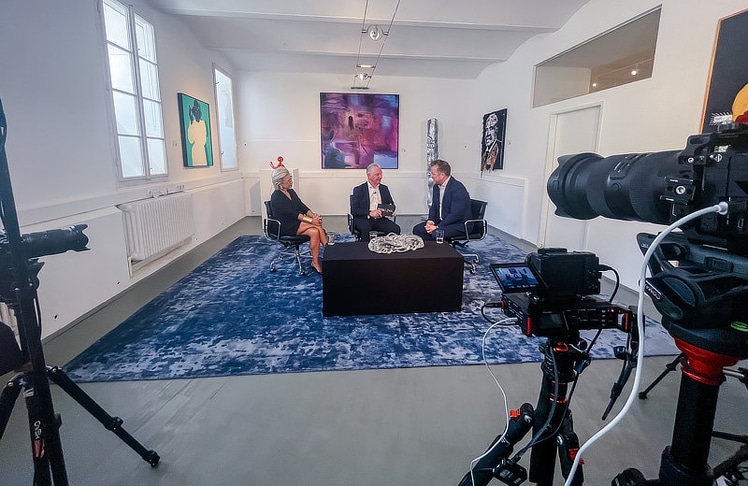 Gedreht wurde die aktuelle Folge in den Räumlichkeiten von Artcare im dritten Wiener Gemeindebezirk.