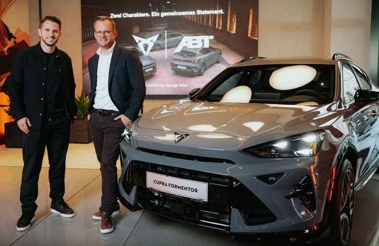 Daniel Abt, CMO Abt Gruppe (l.), und Timo Sommerauer, Markenleiter Seat/Cupra Österreich
