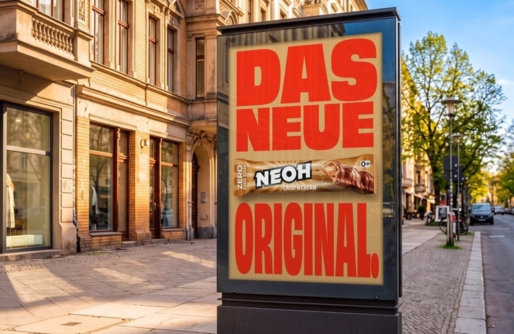 Das Mock-up zeigt den von Warda Network entwickelten Neoh-Auftritt unter dem Claim "Das neue Original" auf einer Außenwerbefläche.