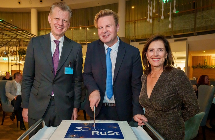 V.l.n.r.: Clemens Hasenauer (Managing Partner von Cerha Hempel und fachlicher Gesamtleiter der RuSt), Moritz Mirascija (Mitglied der Geschäftsleitung von Business Circle) und Romy Faisst (Gründerin Business Circle und Initiatorin der RuSt).
