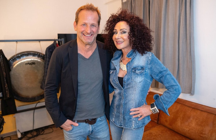 Kabarettist Andreas Ferner mit Society-Lady Christina Lugner. © Andreas Tischler