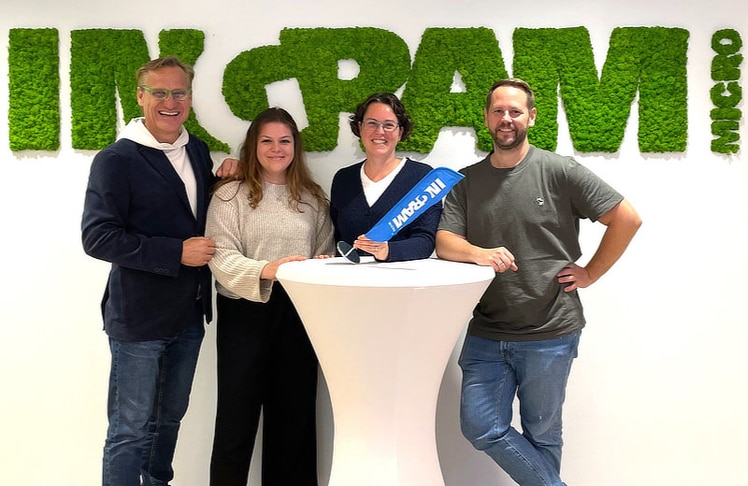 V.l.n.r.: Gert Zaunbauer (geschäftsführender Gesellschafter von Putz & Stingl), Julia Stix (Projektleitung von Top.Loft bei Putz & Stingl), Michaela Limberger (Marketing Specialist bei Ingram Micro Österreich) und Christian Straka (Digital Marketing Specialist bei Ingram Micro Österreich).