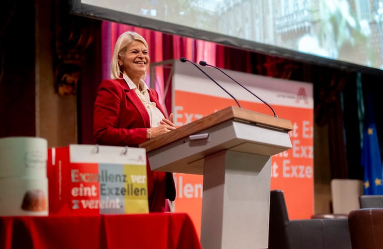 Verteidigungsministerin Klaudia Tanner bei ihrer Impulsrede.