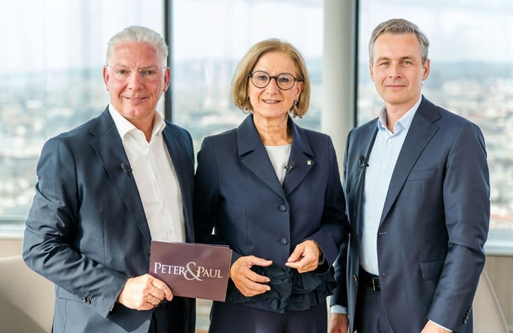 V.l.n.r.: Paul Leitenmüller, CEO Opinion Leaders Network, Niederösterreichs Landeshauptfrau Johanna Mikl-Leitner und Martin Hauer, Generaldirektor der Raiffeisen-Holding NÖ-Wien und der RLB NÖ-Wien