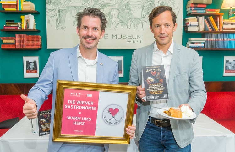 Thomas Peschta, Obmann Fachgruppe Wien der Gastronomie (l.), und Klaus Schwertner, Leiter Caritas Erzdiözese Wien.