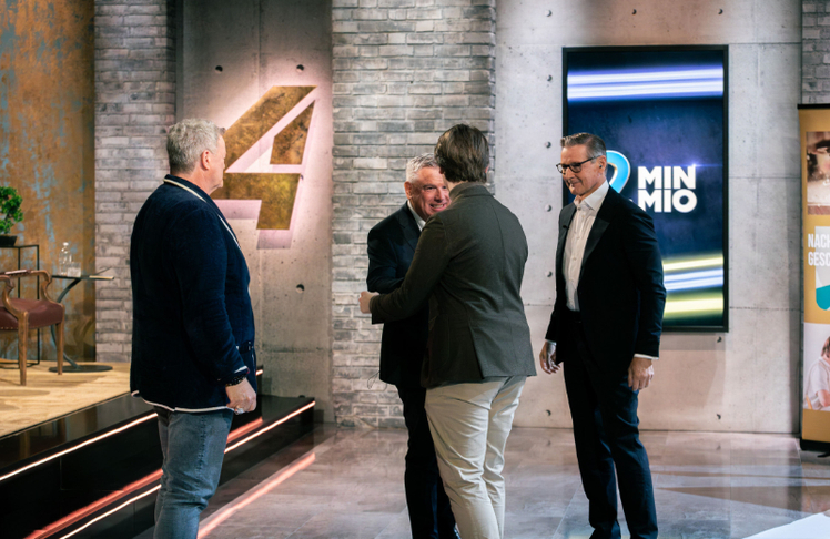 Die Investoren (v.l.n.r.) Christian Jäger, Erich Falkensteiner und Alexander Schütz sicherten sich insgesamt 30 Prozent der Firmenanteile. © Puls 4 / Gerry Frank