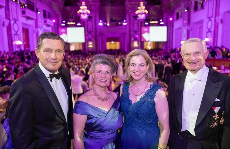 Die Tanzschule Elmayer lädt auch heuer wieder zum traditionellen Elmayer Kränzchen in die Wiener Hofburg