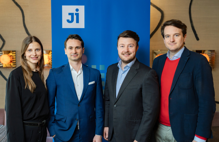 V.l.n.r.: Bundesgeschäftsführerin Franziska Sumberaz, stellvertretender Bundesvorsitzender Lennart Braun, Bundesvorsitzender Eduard Fröschl und stellvertretender Bundesvorsitzender Maximilian Nimmervoll.